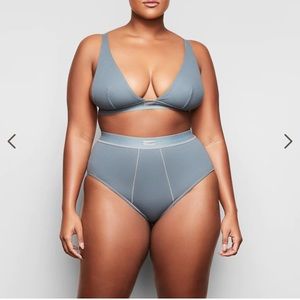SKIMS Cotton Plunge Bralette - NWT